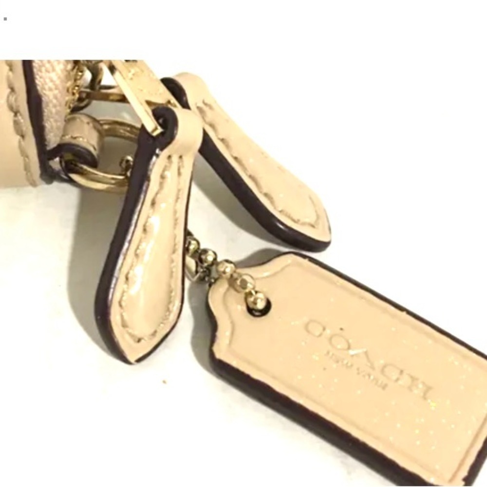 Coach vintage beige patent leather wallet - Picture 9 of 9